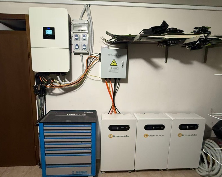 Slovenia 20KW Three-Phase Hybrid Solar System Projects